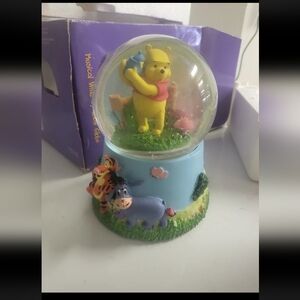Pooh musical snow globe. Music - Beautiful Dreamer